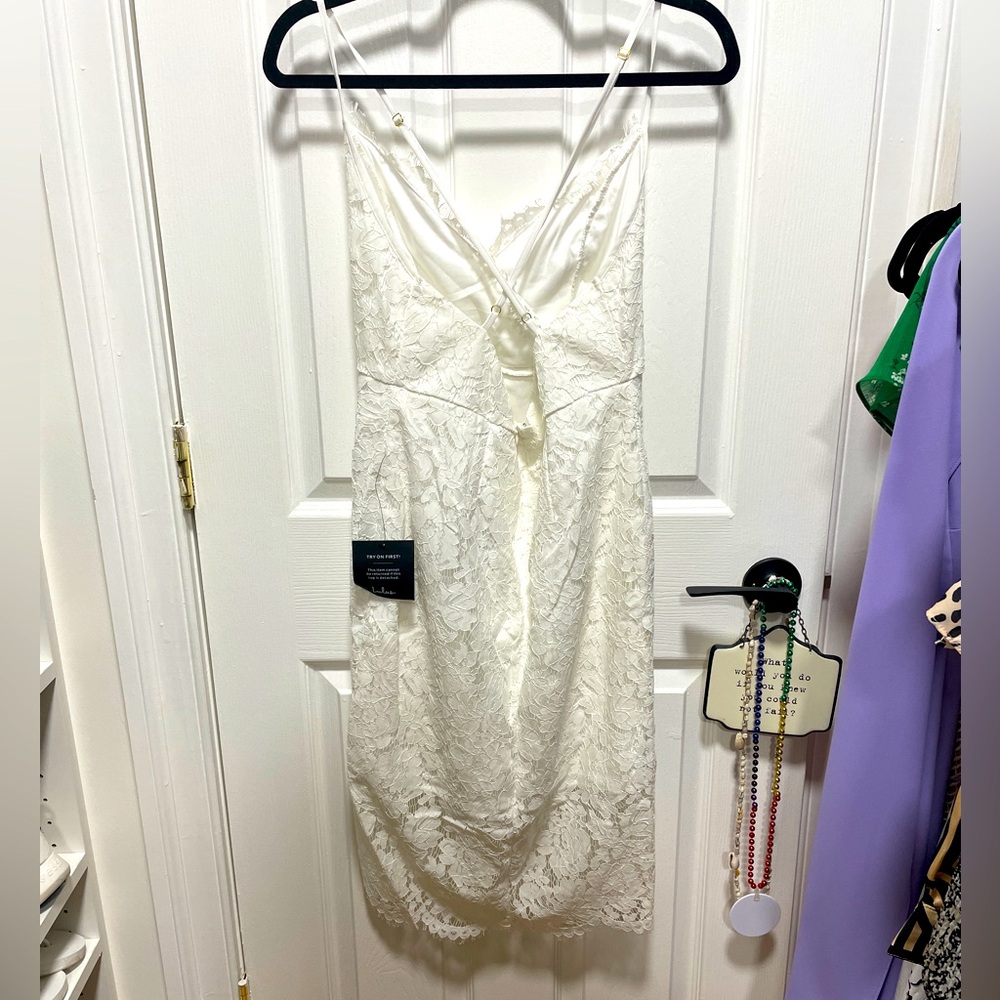 LuLu’s Floral Sleevless Dress - New with tags!